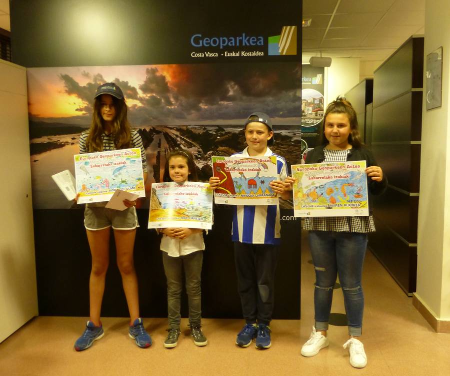 Geoparkea entrega los premios del concurso de dibujo "Labarretako izakiak"